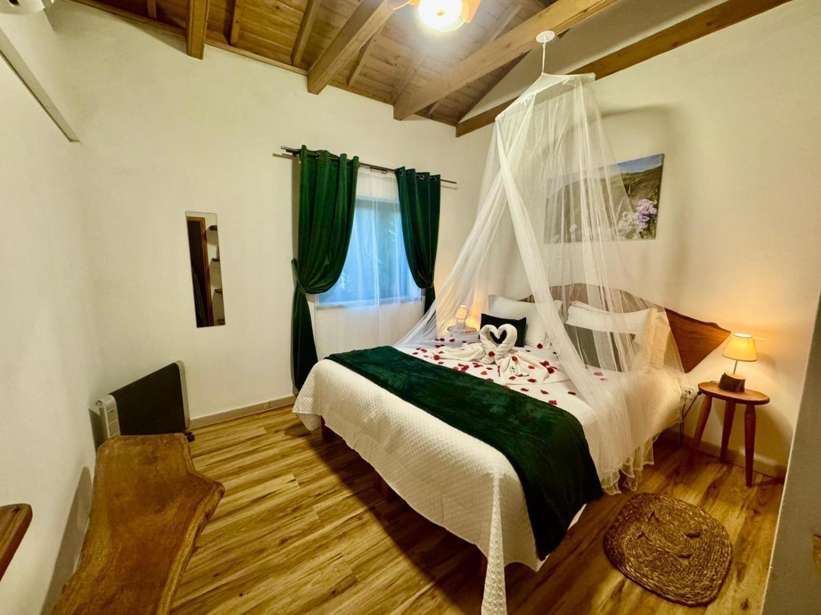 Casas Da Quinta Apartment Santa Cruz das Flores Ngoại thất bức ảnh